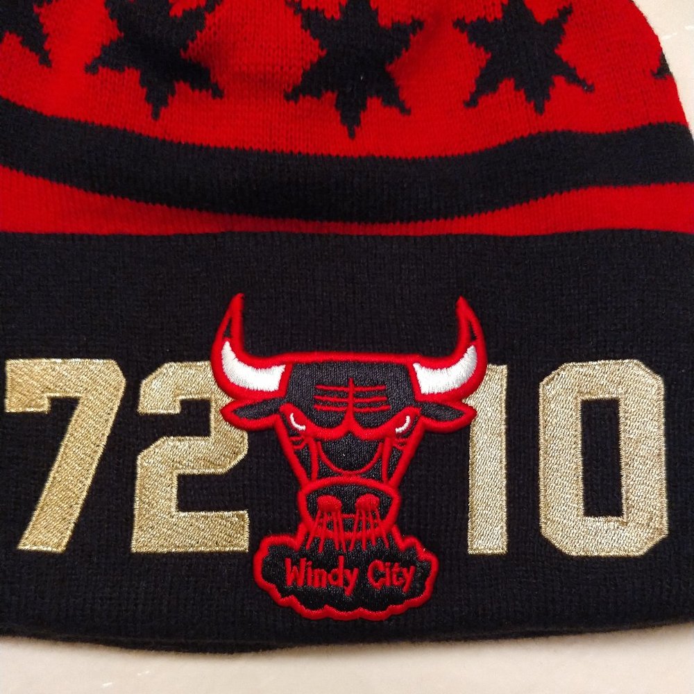 New Era Chicago Bulls 72-10 Cuffed Knit Hat (NWOT) - Picture 4 of 8